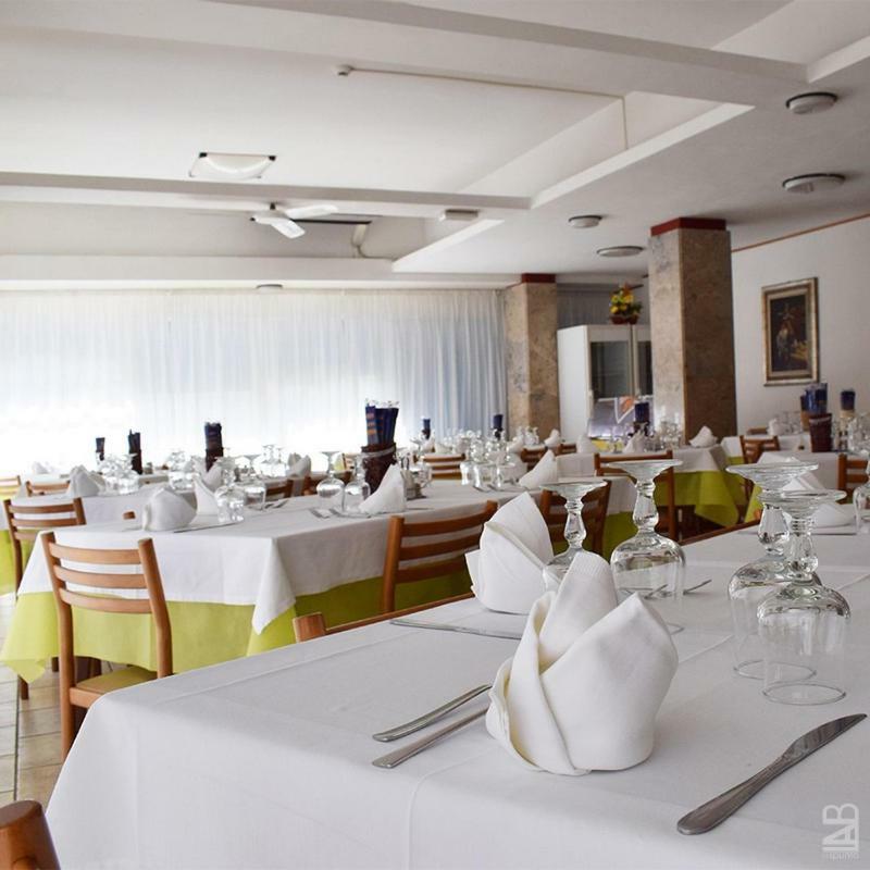 Hotel Admiral Pinarella Esterno foto